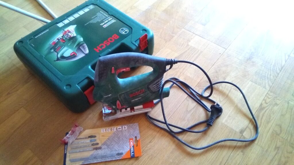 Электрический лобзик BOSCH PST 900 PEL